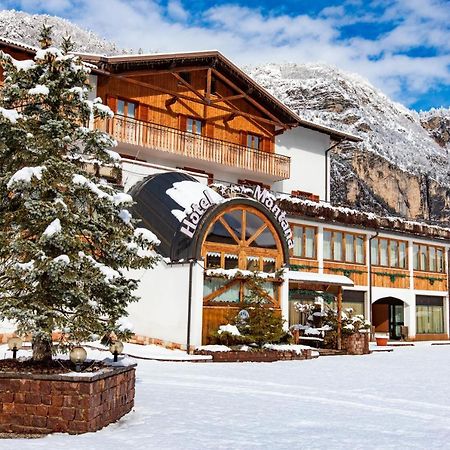 Hotel & Residence Montana Fai della Paganella Eksteriør billede