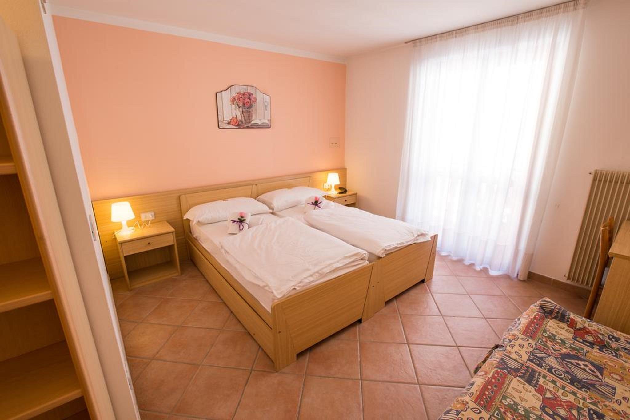 Hotel & Residence Montana Fai della Paganella Eksteriør billede